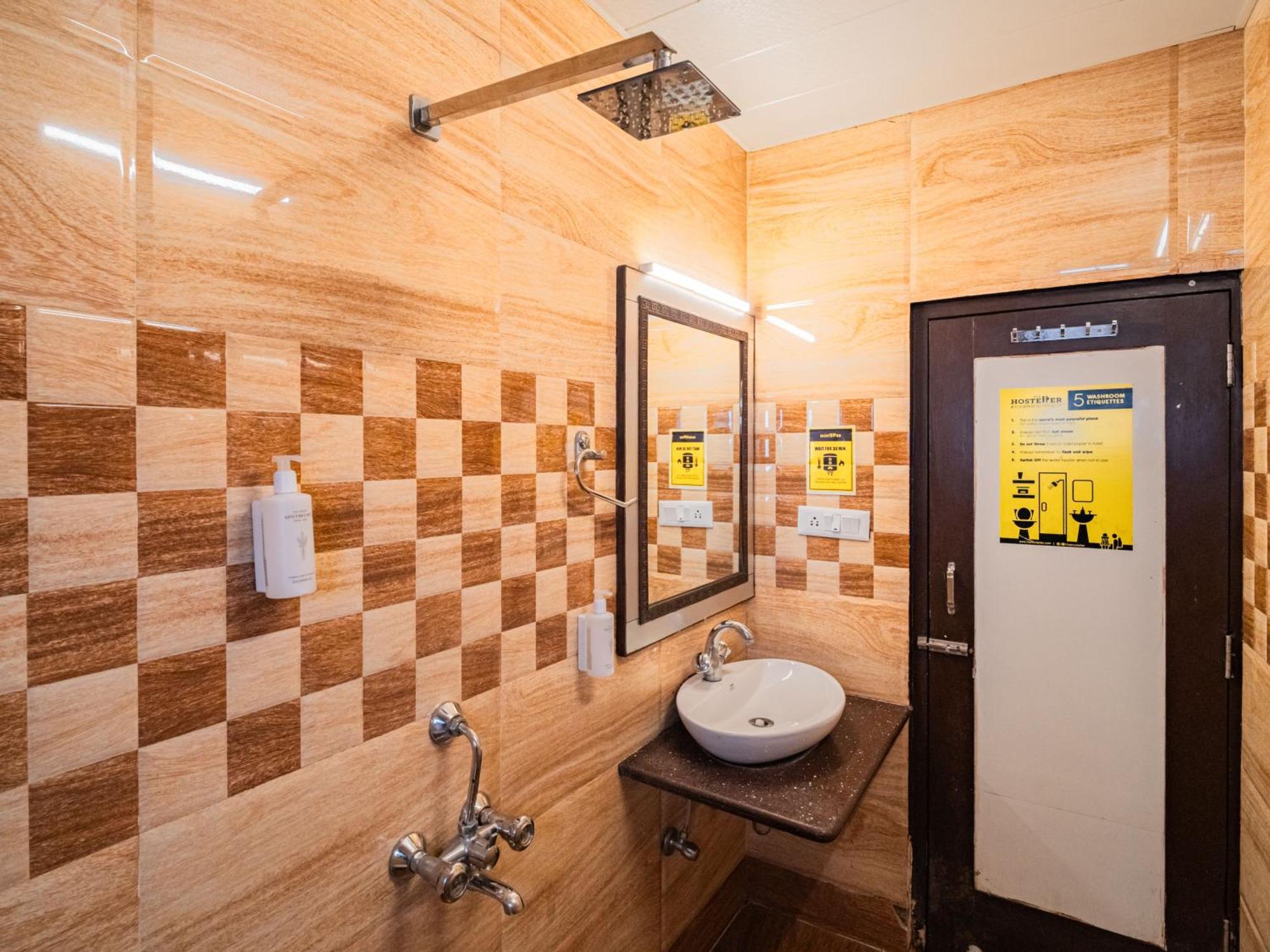 The Hosteller 심라 객실 사진